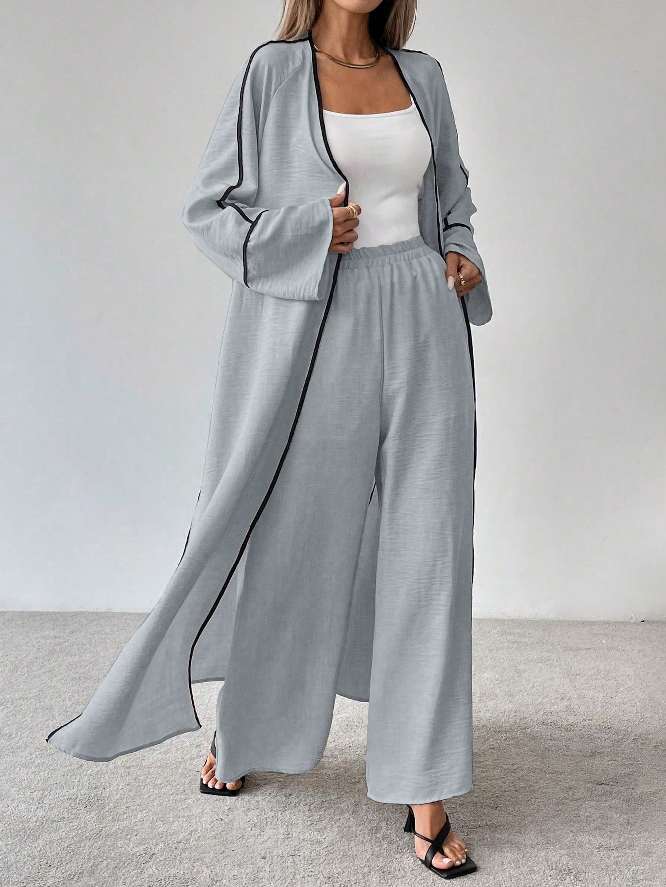 Ensemble Élégance Contrastée 2 Pièces – Veste Longue & Pantalon Large