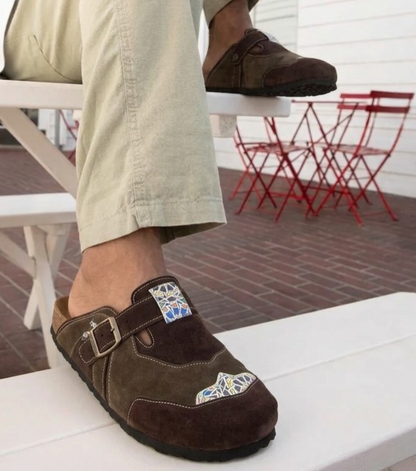 Sabots en Daim – Style Marocain Authentique et Tendance